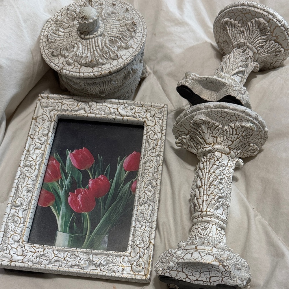 Element Elegant White Home Accent Set Decor, Candle Holder, Frame, and Box